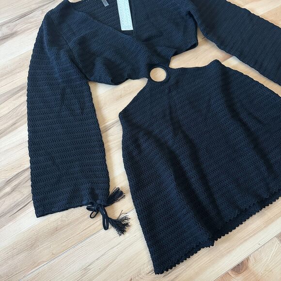 Devon Windsor Crochet Knit Fallon Cut Out Long Sleeve Mini Dress Black Size XL - Picture 3 of 8